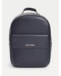 backpack with zips against back
