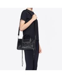 Balenciaga Leather Classic City Small Shoulder Bag in Black - Lyst