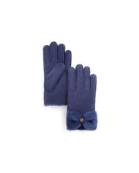 Ugg | Blue Classic Bow Short Gloves | Lyst