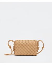 Sidewalk Style: Salma Hayek's Balenciaga Shoes \u0026 Bottega Veneta Bag - Red  Carpet Fashion Awards