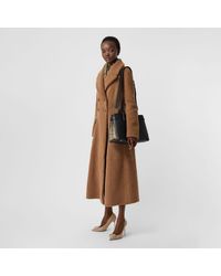 burberry the medium banner in leather and vintage check
