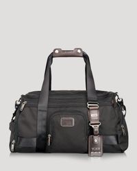 tumi maxwell gym bag