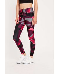 nike pink camo