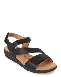 easy spirit kailynne sandals