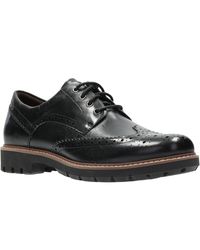 clarks brogues black