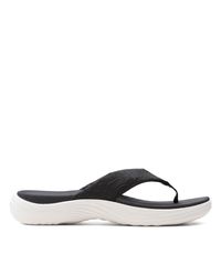 clarks red flip flops