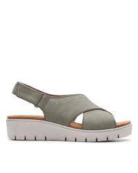 un karely sun clarks