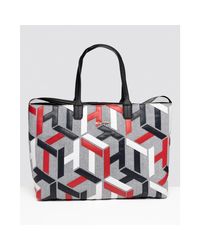 tommy hilfiger beach bags