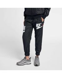 nike graphic windrunner