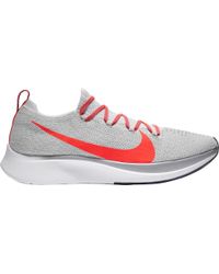 zoom fly flyknit running shoe