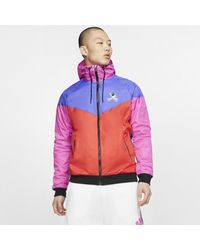 nike hike man