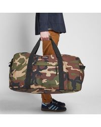 eastpak terminal holdall