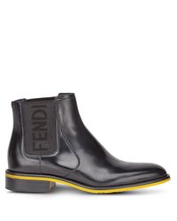 stivaletto fendi