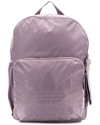 classic backpack medium