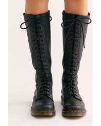 ICOMPRE 2 DE CADA CAJA dr martens 20 eye boots Y OBTENGA UN 70% DE  DESCUENTO!