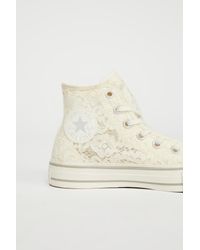 flower lace hi top chuck sneaker