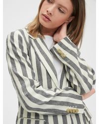 gap white blazer