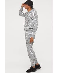 H&M Cotton Patterned joggers in Gray for Men - Lyst