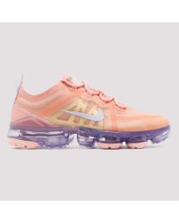 nike vapormax bleached coral