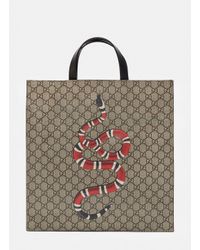 Gucci Canvas Men's Snake Print Gg Supreme Tote Bag In Brown | Lyst