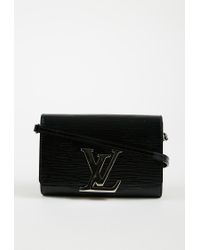 louis vuitton black patent clutch