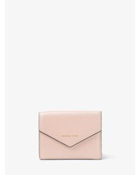 Barmhjertige skab Snavset Michael Kors Small Leather Envelope Wallet in Soft Pink (Pink) - Lyst