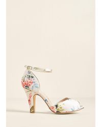 Chelsea Crew Leather Fine Dining Peep Toe Heel In Green Lyst