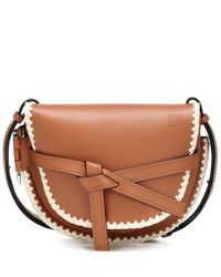 Bolso Gate Crochet Small de piel Loewe de Cuero de color Marrón | Lyst