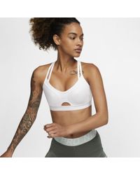 nike women's motion adapt sports bra