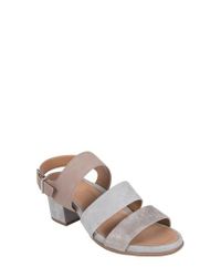 earth tierra sandal