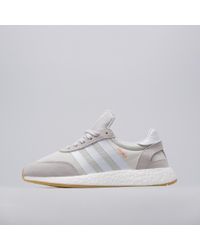 iniki gray