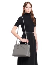 prada medium galleria