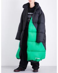 black sleeping bolsa coat