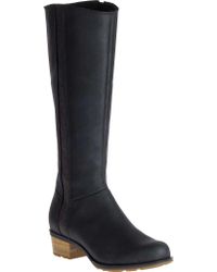 chaco cataluna tall boot