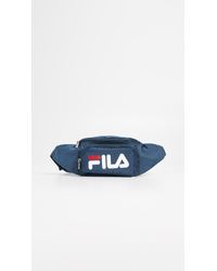 white fila fanny pack