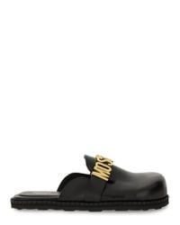 【関税込み】Moschino ブラック ロゴ サンダル Moschino Logo Plaque Leather Thong Sandals | Lyst