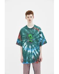 oversized alien t shirt