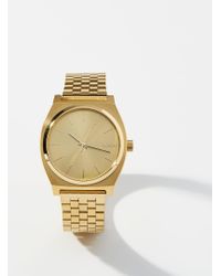 nixon watches men