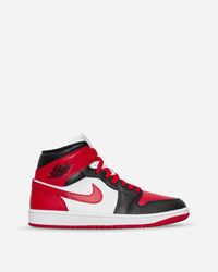 Nike Wmns Air Jordan 1 Mid Sneakers Red