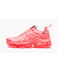 light pink nike air vapormax plus