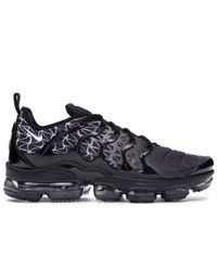 air vapormax plus geometric black white
