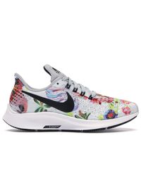 nike pegasus flower