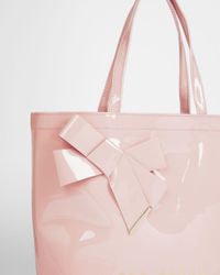 Ted Baker Totes and shopper bags for Women - Up to 60% off at Lyst.com Ted Baker Totes and shopper bags for Women - Up to 60% off at Lyst.com