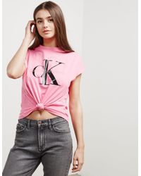 Calvin Klein Cotton Womens Taka-5 Short Sleeve T-shirt Pink - Lyst