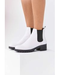 urban outfitters maci chelsea boot