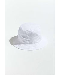 nike sportswear washed bucket hat