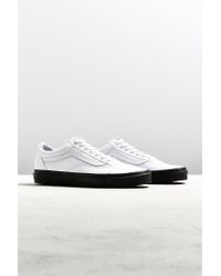 black vans black sole
