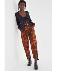 urban outfitters camo cargo pants