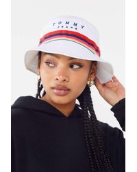 tommy hilfiger bucket hat white