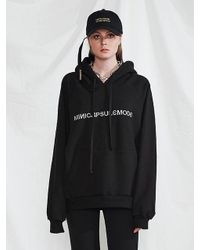 W Concept Basic Logo Hoodie Black